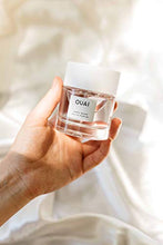 Load image into Gallery viewer, OUAI North Bondi Eau de Parfum. An Elegant Perfume Perfect for Everyday Wear. The Fresh Floral Scent has Notes of Lemon, Jasmine and Bergamot, and Delicate Hints of Viotel and White Musk (1.7 oz)?Ǫ