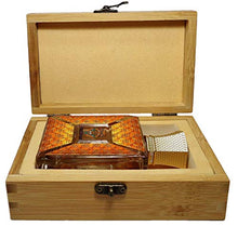 Load image into Gallery viewer, FIRETHORN By Royal Creed. France. Eau De Parfum Spay for Men. 100ml (3.4 oz). Wt 680 gm. Box Size 17 x 11.5 x 6 cm