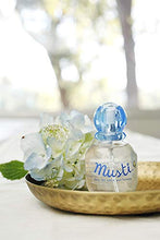 Load image into Gallery viewer, Mustela Musti - Baby Plant-Based Perfume &amp; Cologne Spray - Delicate Fragrance for Boys &amp; Girls - with Chamomile &amp; Honey Extracts - Alcohol Free - 1.69 fl. Oz
