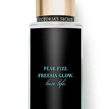 Load image into Gallery viewer, Victoria?ÇÖs Secret Emerald Crush Winter Dazzle Fragrance Mist
