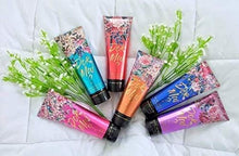 Load image into Gallery viewer, Goodseller Famous Dok Mai Body Lotion Madam Fin Classic Perfume Flower The Aroma of Red 120 ml.
