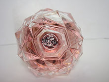 Load image into Gallery viewer, Ariana Grande Ari Eau de Parfum Spray 30ml
