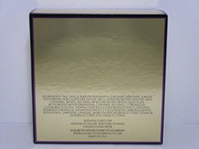 Load image into Gallery viewer, WHITE DIAMONDS by Elizabeth Taylor Dusting Powder 2.6 oz
