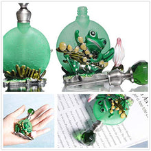 Load image into Gallery viewer, Waltz&amp;F Vintage Perfume Bottle Empty Refillable Essential Oil Bottle Frosted Glass Flat Bottle 8ml (frog)
