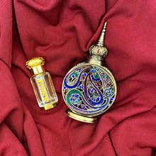 Load image into Gallery viewer, Bint-El Medina, 3 ml | Premium Perfume Oil | Attar Oil | Alcohol-Free | Vegan &amp; Cruelty-Free | by Amuze Fragrance
